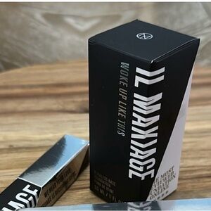 IL MAKIAGE 'Woke Up Like This' Foundation Free Concealer included